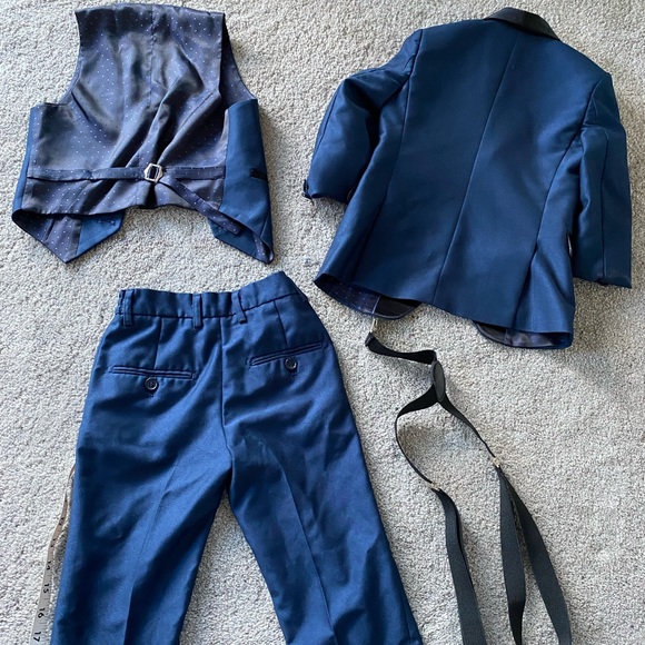 Kids Size 4 Suit Blue - Picture 5 of 6